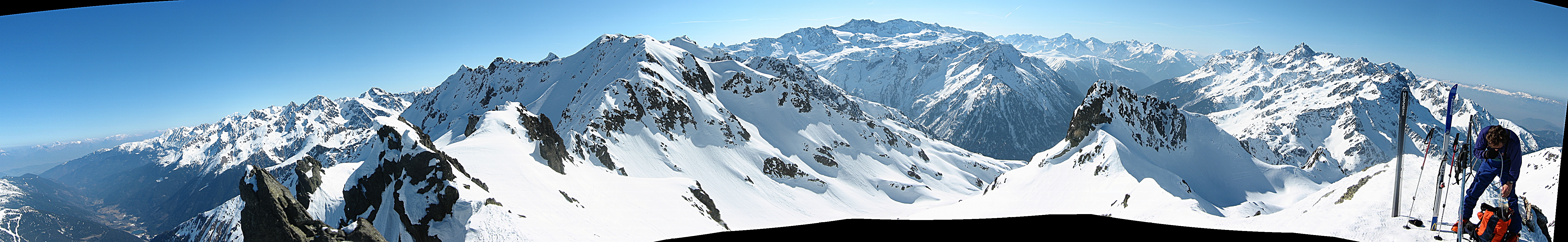 ... , le 19 mars 2003, panoramique grand format 4.2MB (Retour Alpes